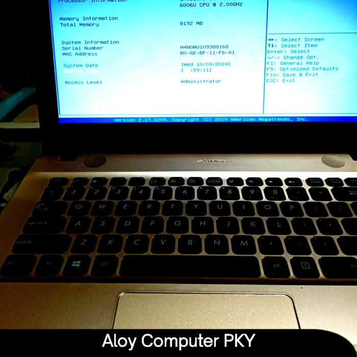 Laptop Asus X441UA Ram DDR4 8GB Intel Core i3 6006U Intel HD Graphic 520 Bekas *