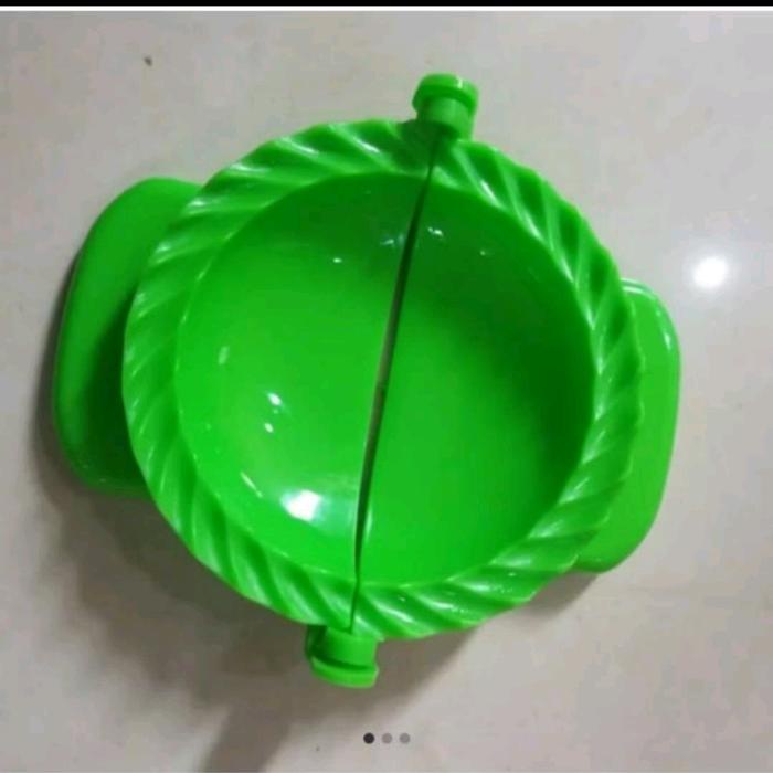

Cetakan Pastel/Cireng Food Grade Plastik Kitchenware