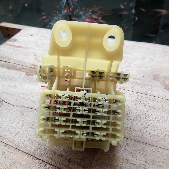 fuse box bik sekring original kijang kapsul.