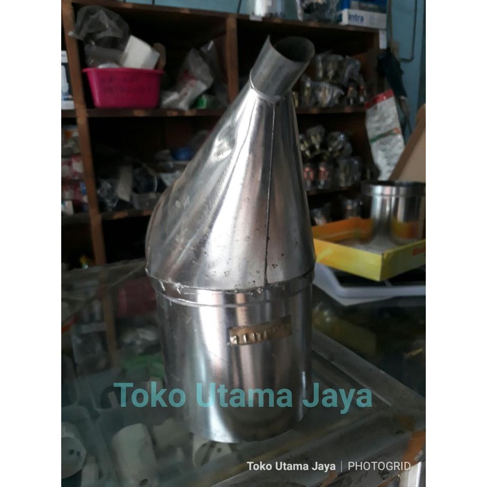 silahkan- Corong Minyak 1 Liter / Literan Minyak 1 Liter / Takaran Minyak 1 Ltr