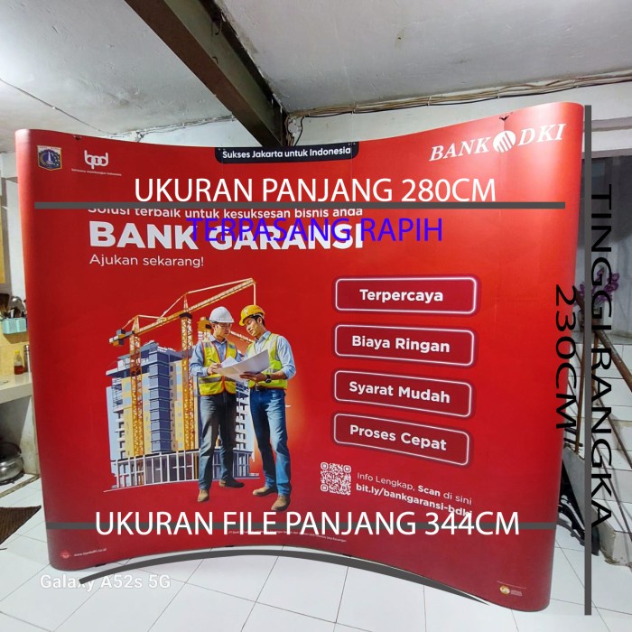 

BACKWALL BACKDROP PAMERAN PORTABLE CURVE 3 X 3 PRINT SERVICE INSTANT