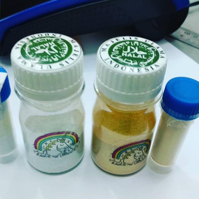 

SALE 100 GRAM HALAL MUI METALLIC GOLD LUSTRE DUST EMAS EDIBLE LUSTER