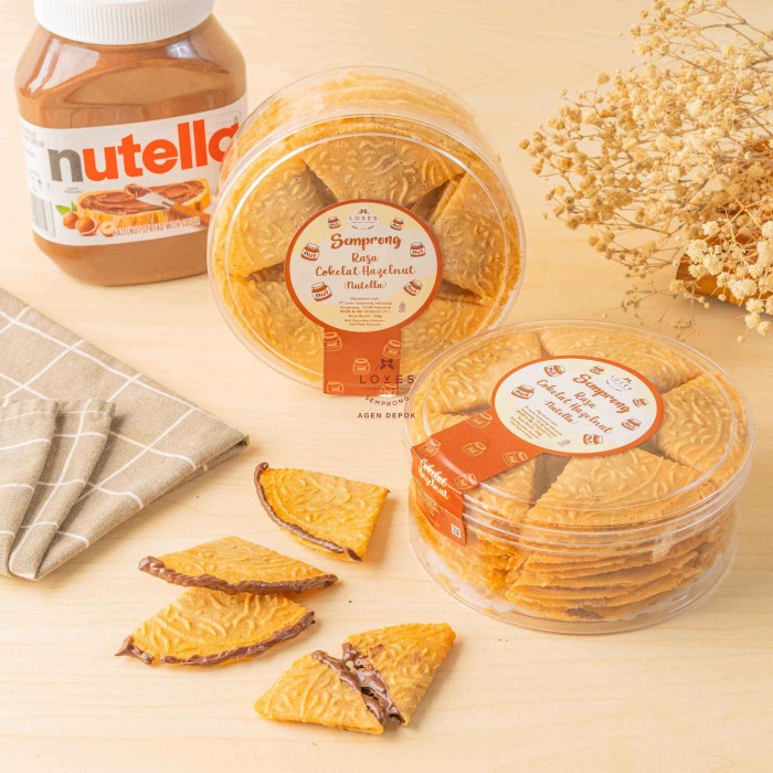 

Loves Semprong Coklat Hazelnut (Nutella) Kue Semprong Toples Reguler; Enak, Halal & Higienis