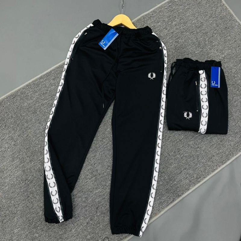 Set Pakaian Pria Track Pant dan T-shirt Contras Set Taped