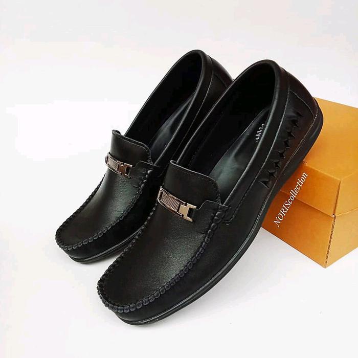 Tapak- Sepatu Kasual Pria Kulit Asli Sepatu Santai Pria Kulit Asli Flat Shoes