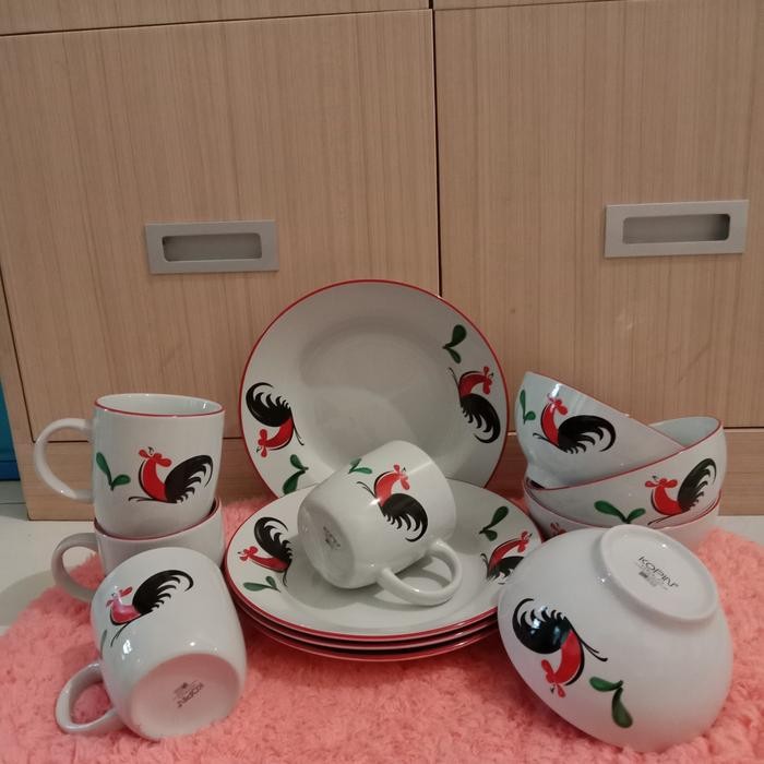 Dinner set Motif ayam Jago / Piring makan set (12pcs)