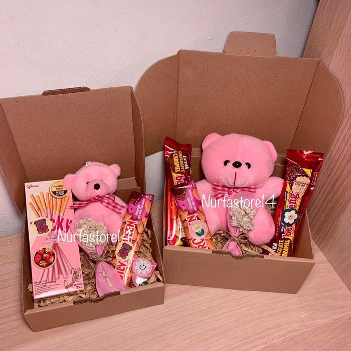 

Kirim,HariYgSama- Hampers Snack Box Giftbox/Kado Pink Series/Kado Valentine/Kado Ulang tahun/Surprise/Hadiah