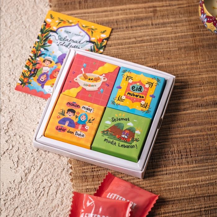 

Kirim,HariYgSama- Hampers Lebaran Coklat Box 4 pcs - Letter Box - Ramadan Edition