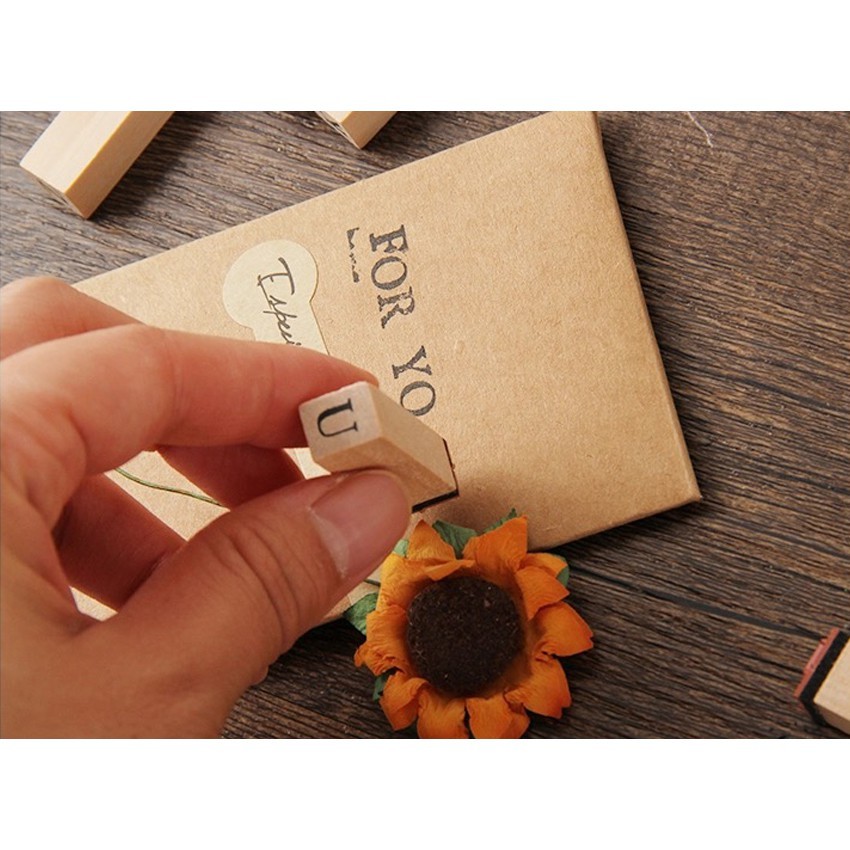 

A-TO-Z BASIC ALPHABET & NUMBER WOODEN RUBBER STAMP SET