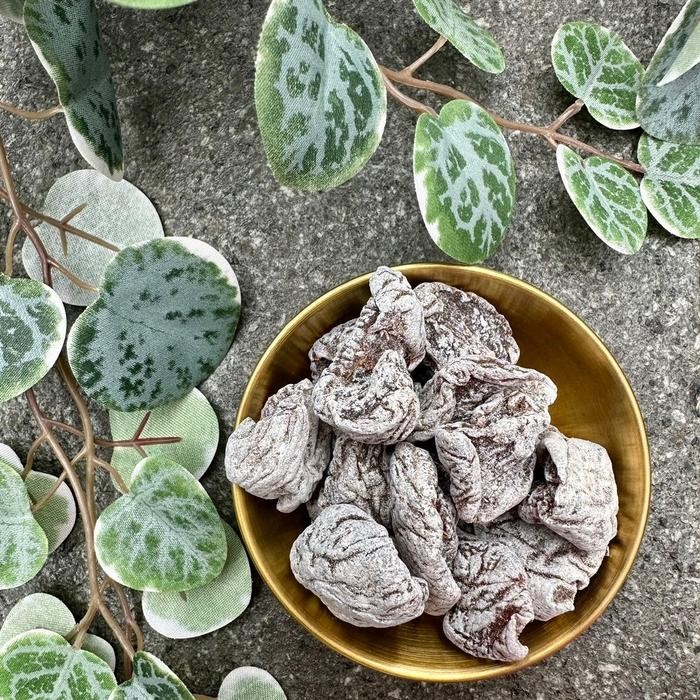 

NewZbgt- Manisan Plum Kering Tanpa Biji