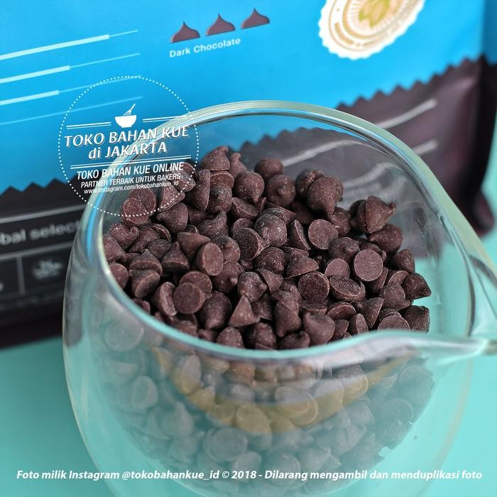 

Choco chips TULIP BROMO Couverture 51% Cocoa Butter Coklat chip 1kg