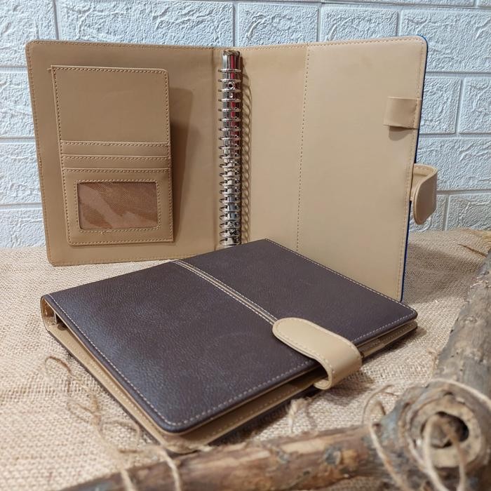 

Binder Ekslusif A5 B5, Cover Binder, Binder Kuliah, Binder Kulit