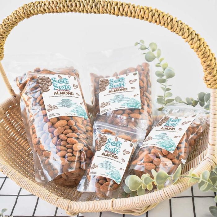 

EatFr3sh- Sea Salt Roasted Almond (Almond Asin Panggang) 500gr halal pedas Kacang Vacum peanut