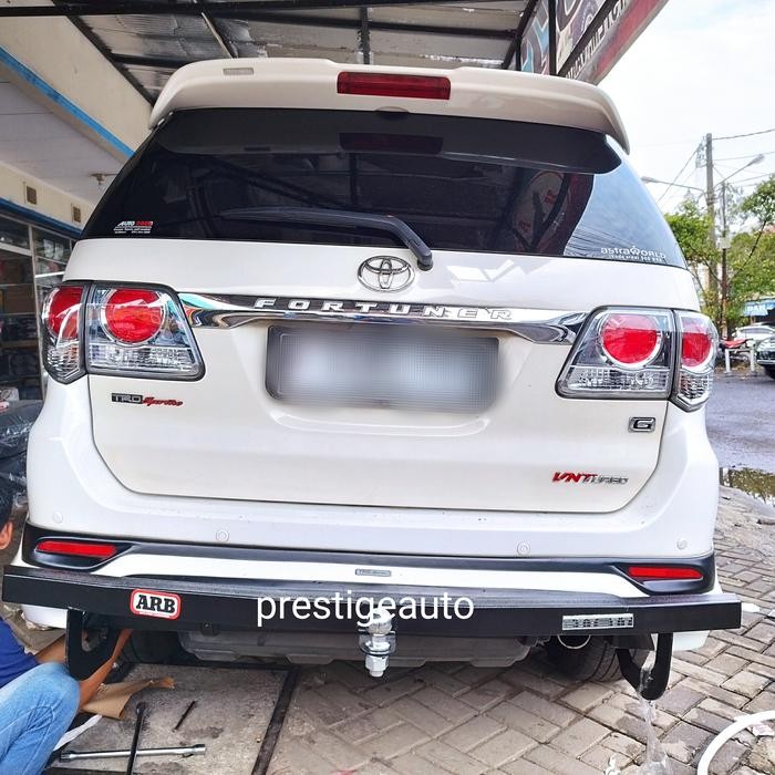 Towing Belakang Arb Fortuner