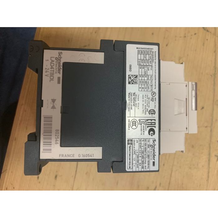 CONTACTOR SCHNEIDER LC1D09BD 24VDC TERLARIS