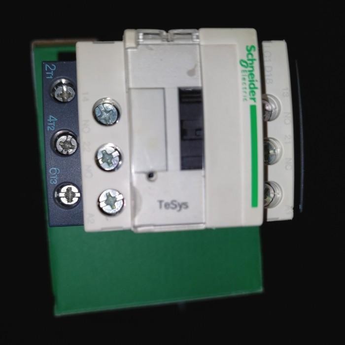 SCHNEIDER CONTACTOR LC1D18 32A 220V SCHNEIDER BERKUALITAS