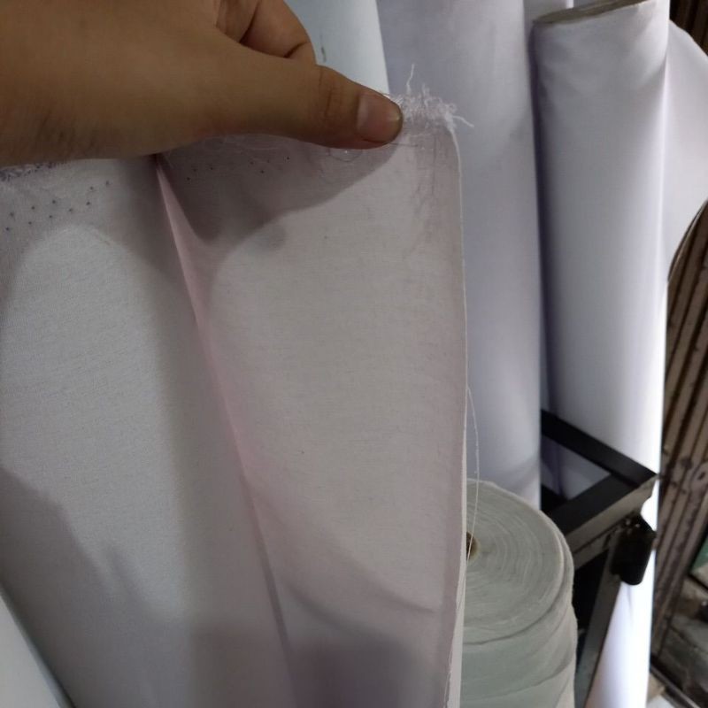 

kain keras kerah tebal kaku