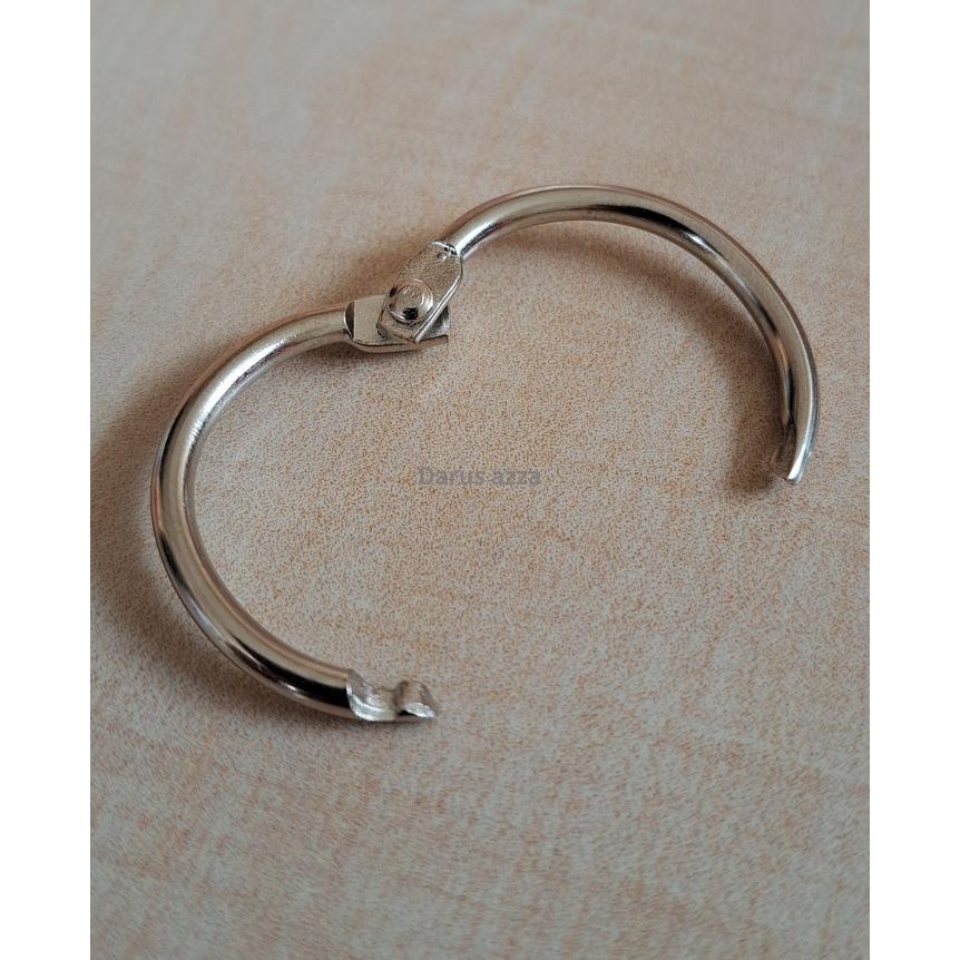 

Ready- Ring Buka Tutup Ring Binder Ring Aksesoris Atk Diameter Bulat 50 Mm