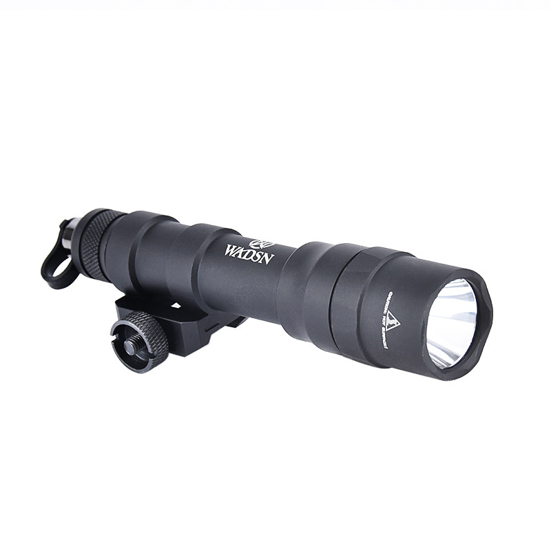 WADSN Tactical M600 M600DF Airsoft Scout Light LED 1400 lumens Rifle Scout Hunting Weapon Flashlight
