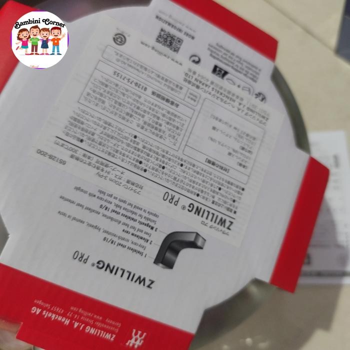 Zwilling J. A. Henckels Japan 65128-200 Pro SS Frying Pan 3 PLY 7.9 inches (20 cm) Stainless Steel