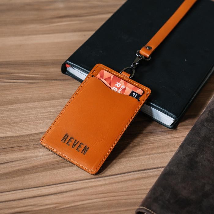 

Promo Gantungan Id Card Kulit Asli Lanyard Name Tag & Card Holder Terlaris