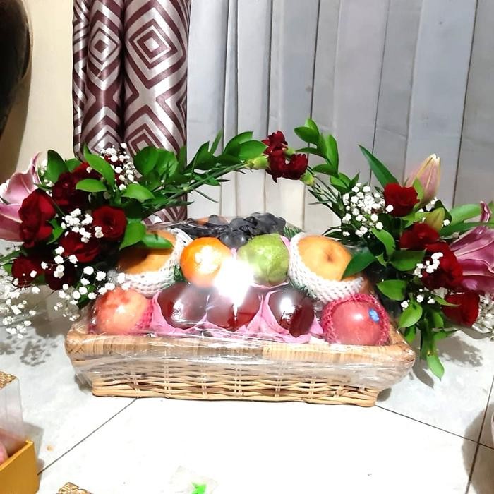 

Termurah parcel buah kotak +bunga Ready
