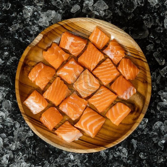 

PastiFreShNya- Salmon Cube Sashimi / Salmon Poke Sashimi 250 gr