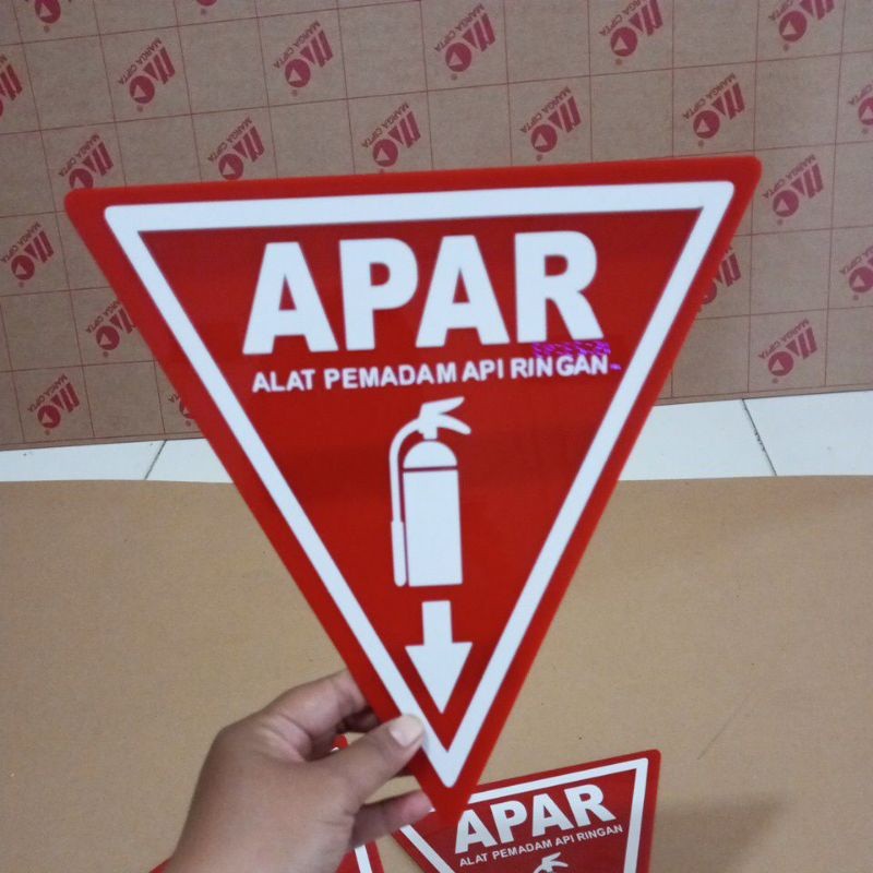 

APAR Sn In Acrylik Stiker Cuting free Perekat