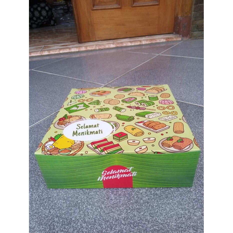 Dus Nasi/Box Nasi/Kotak Nasi Model Tutup Alas Sambung Ukuran 20X20 Isi 100Pcs