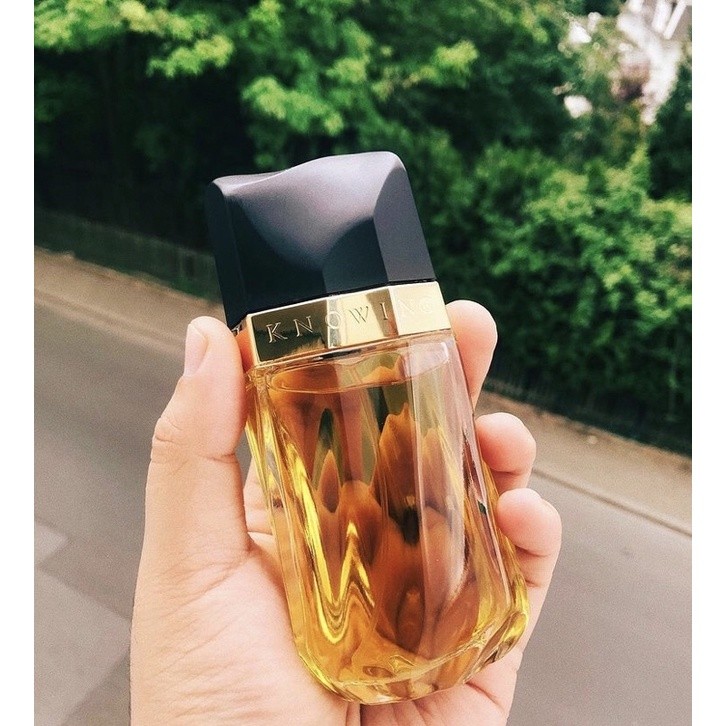 Parfum wanita Estee lauder knowing 75ml parfum wanita