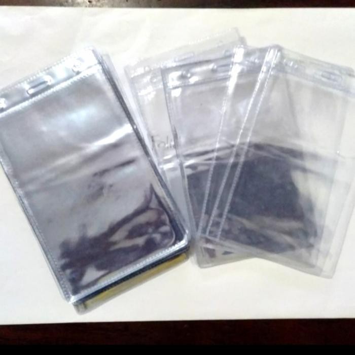 

plastik panitia / mika name tag 8,5 x 13,5 cm (100 pcs)