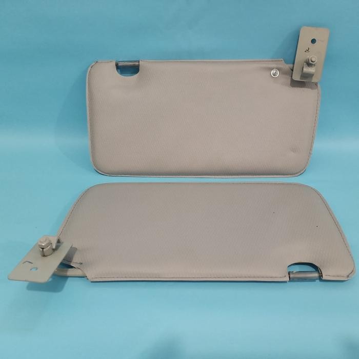 Sunvisor Penghalang Panas Matahari Nissan March Kode 014