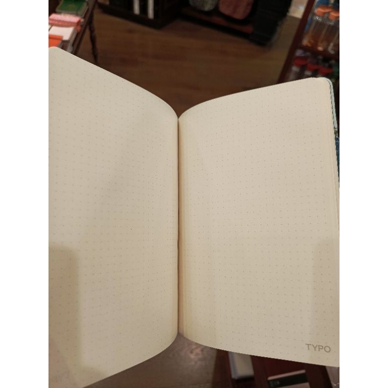 

Typo A5 Arlow Journal Grid Dot Pages Buku Garis Jurnal Catatan + Front Cover Pocket Kantong Leather
