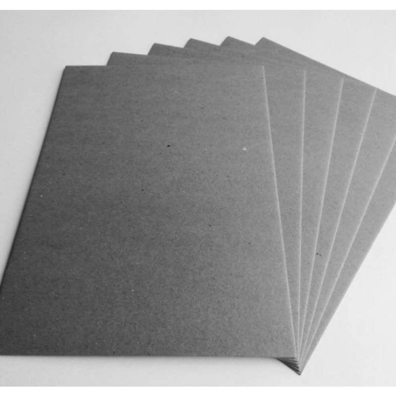 

1 Pack Karton Board No. 30 / 2 mm Uk Plano 65 cm X 75 cm ( 30 lembar )