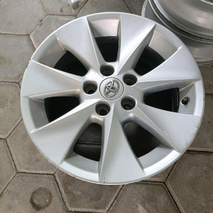 velg original Toyota alphard r17
