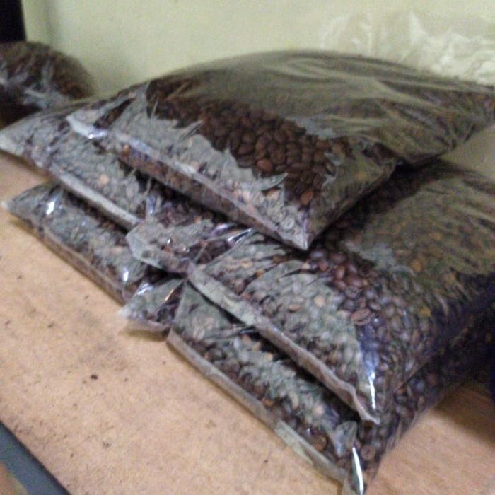 

KOPI ROBUSTA MODAYAG BIJI