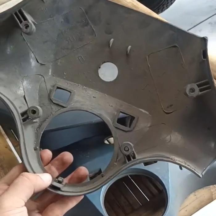 Batok Atas Vespa Ps Kotak Tv Nos Bahan Plastik Utuh Cakep