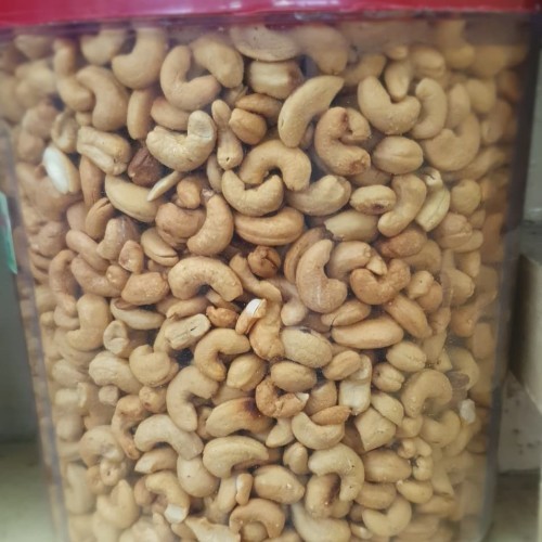 

KACANG MEDE MATENG RASA BAWANG PUTIH 1 KG / COOKED NUTS WITH GARLIC FLAVOR