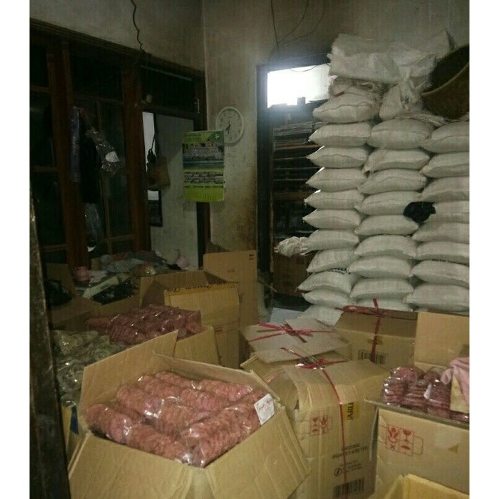 

Restokobar Ranginang Jumbo / Rengginang Terasi Asli Bandung / Rangginang 500Gram