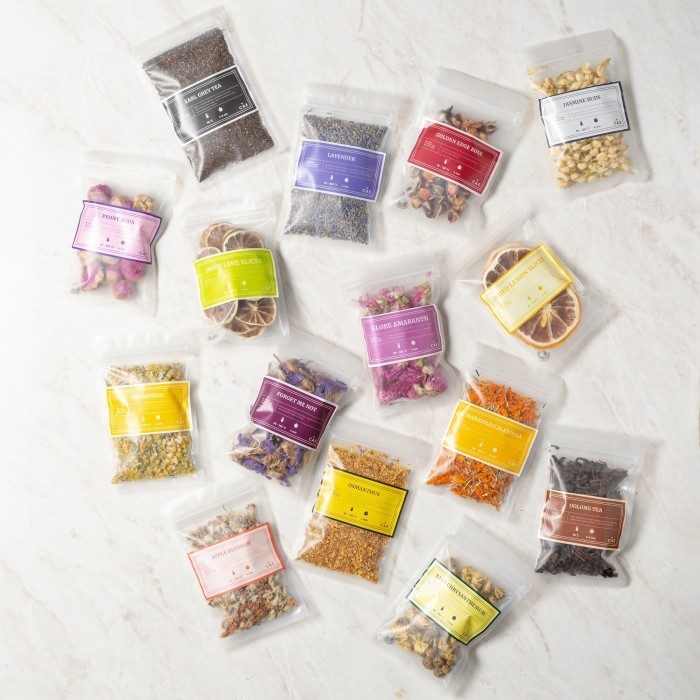 

Sega Tungtung Strawberry Dried Buah Stroberi Kering Merah Fruit Premium 10-100 Gram