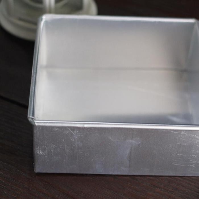 

Loyang Bolu Kotak 22 X 22 X 7 Cm Kuat Tebal 8Mm Cake Pan Made In Indo