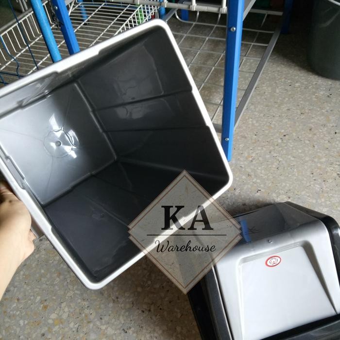 Tempat Sampah / Bak Sampah Plastik Mpw 42 L (/)