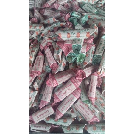 

Konter Makanan Dodol Mix Rasa Keju,Mangga,Kurma,Talas Dll 1Kg Produk Premium
