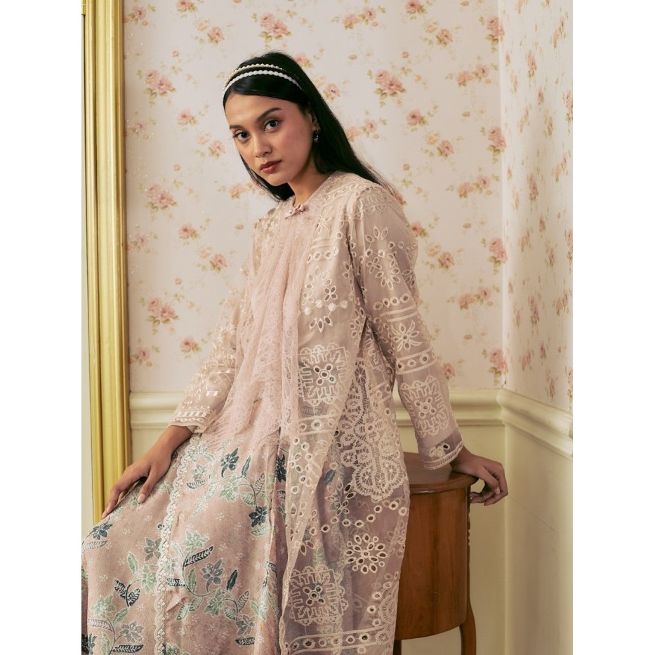Kartinislabel - Zeita - Outer Panjang Organza