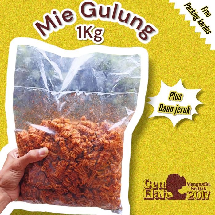 

Mie gulung pedas daun jeruk kemasan 1kg cemilan ceu elah