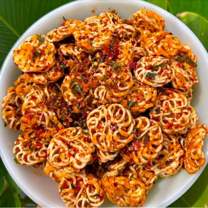 

KRUPUK MAWAR /PEDO PEDAS DAUN JERUK 1kg Cemilan