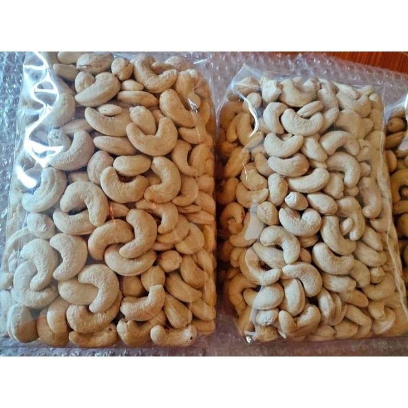

Csp - 1 kg kacang mede utuh mentah super murah