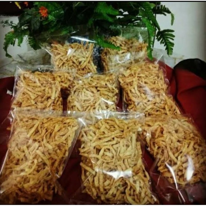 

Andrianbijaksana Stick Bawang Gurih Produk Lokal
