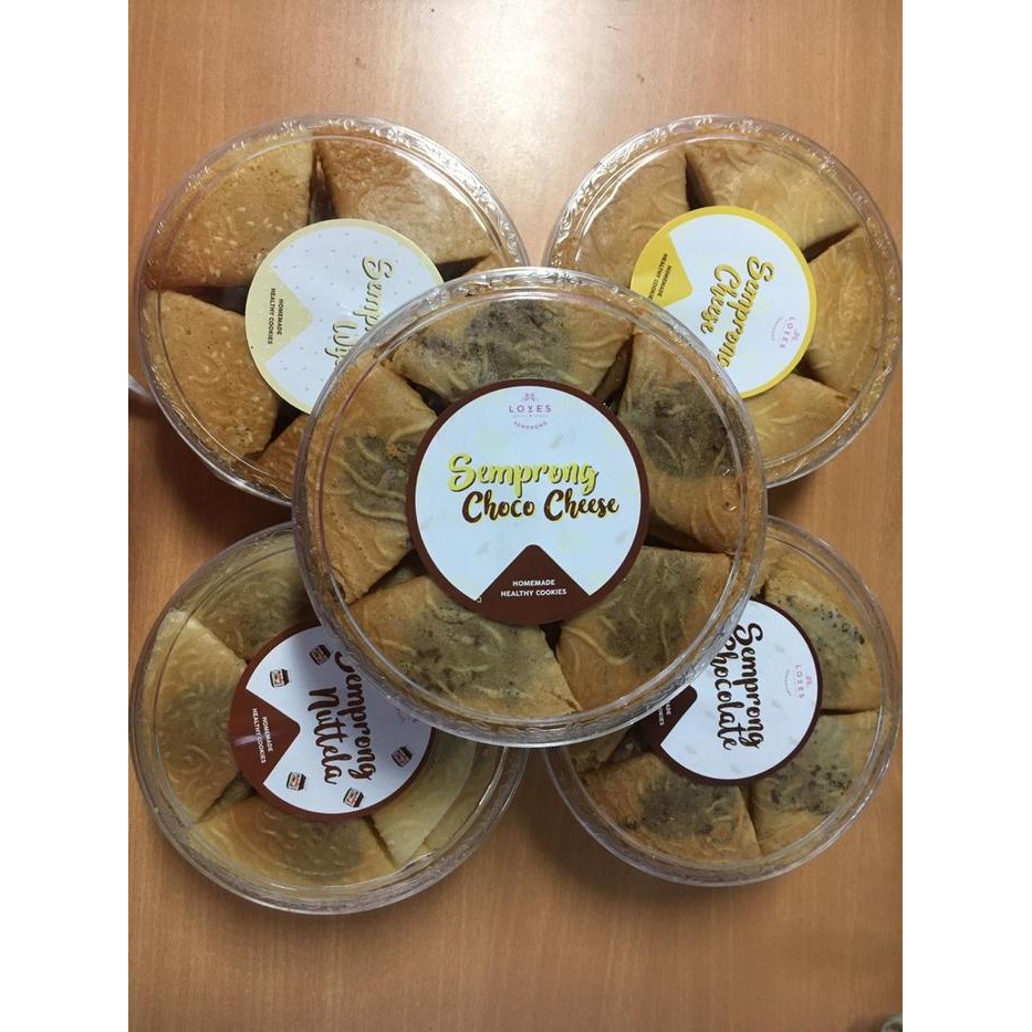

Loves Semprong Coklat Keju Kue Semprong Homemade Semprong Isi Coklat Keju Cemilan Semprong