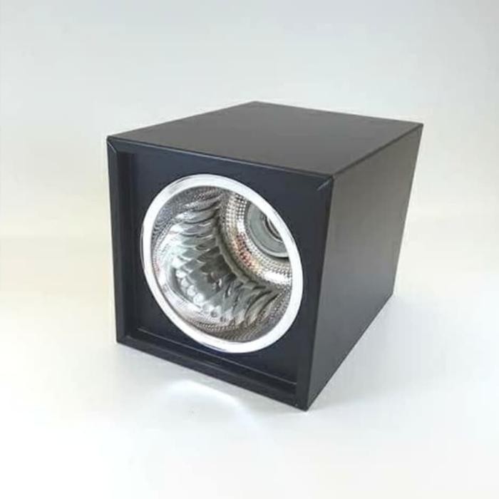 Downlight Outbow 4 Inch Kotak Warna Putih Dan Hitam